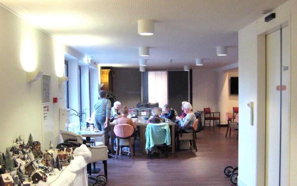 Handwerken bij Seniorenvereniging Reeuwijk
